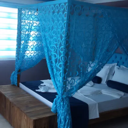 Antonio Ξενοδοχείο Çeşme