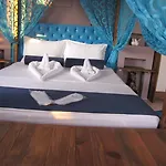 Ξενοδοχείο Antonio 2*